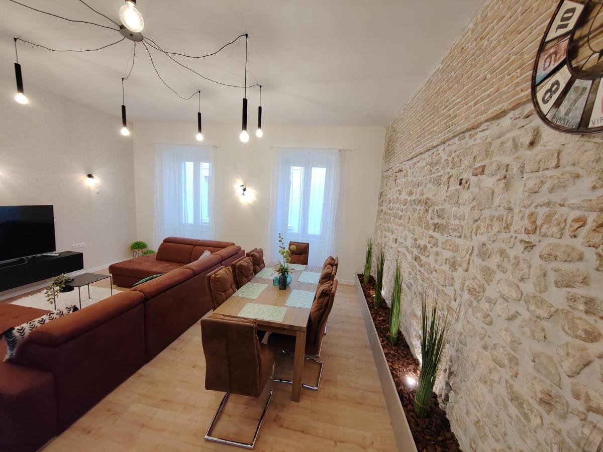 Town Square Apartment Задар Экстерьер фото